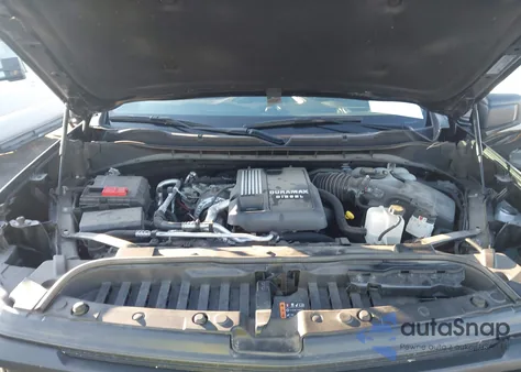 2024 Chevrolet Silverado 1500 4Wd Short Bed Custom Trail Boss z USA, uszkodzony, nr VIN 3GCUDCE81RG122171